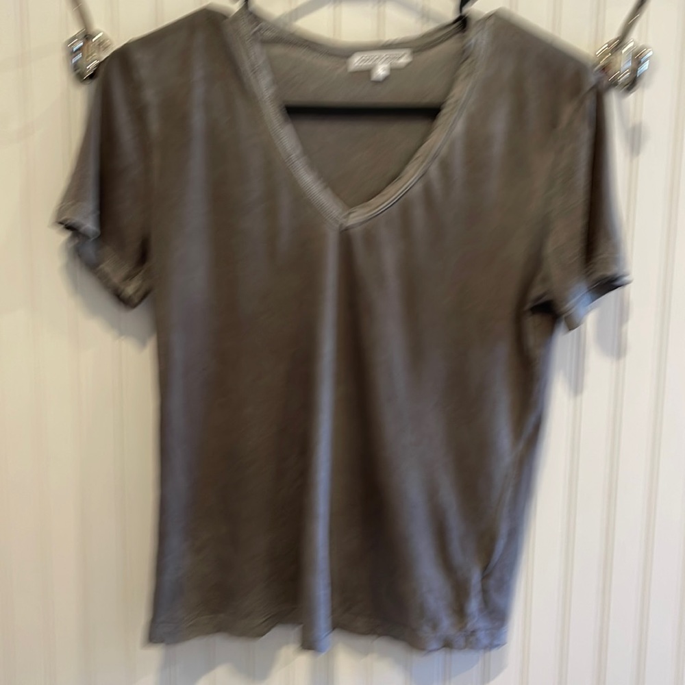 NWOT COTTON CITIZEN DARLING V Neck TOP!